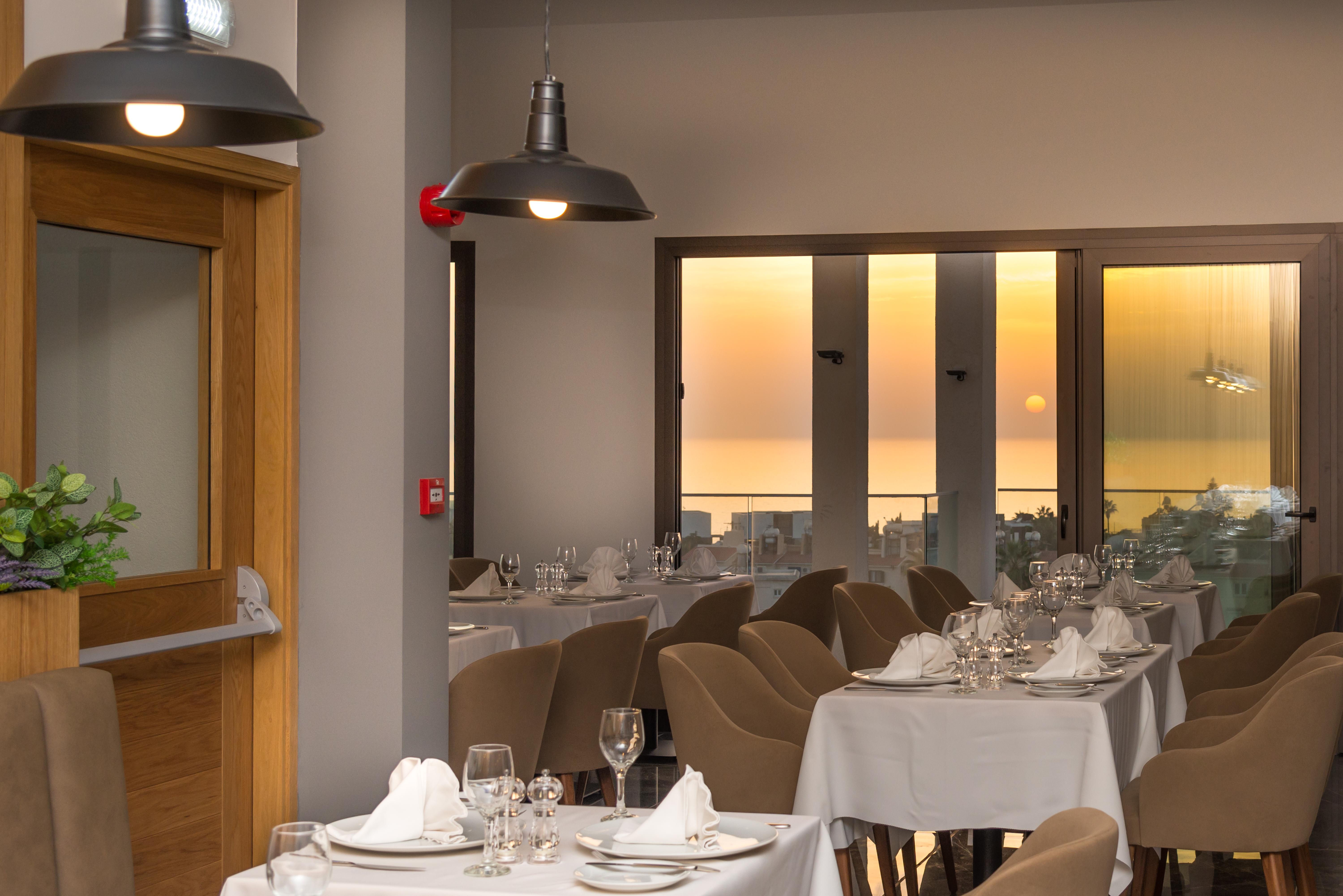 Kefalos Damon Hotel Apartments Paphos 外观 照片