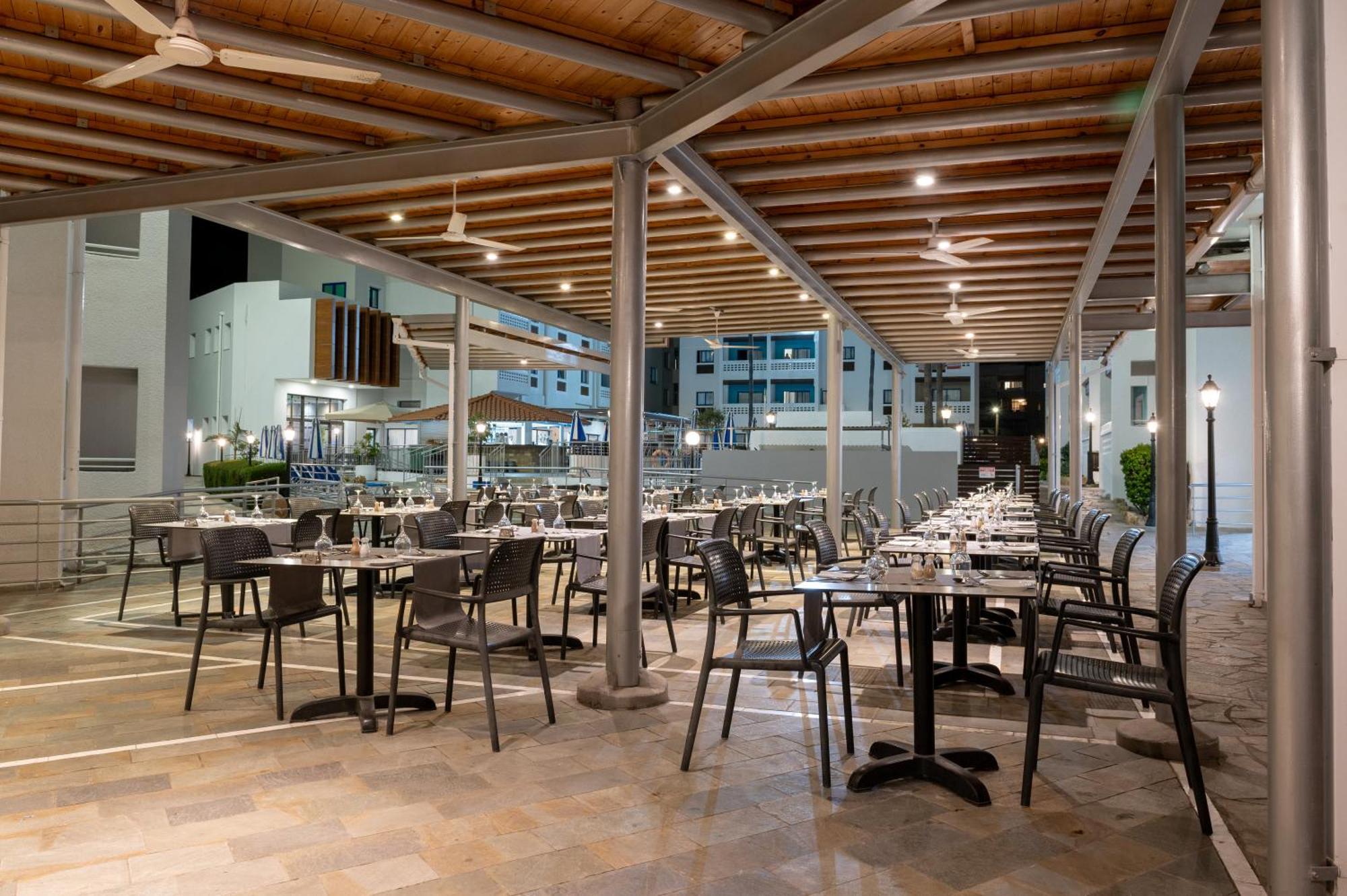 Kefalos Damon Hotel Apartments Paphos 外观 照片
